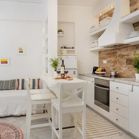 Alki 20m From Saint George Beach